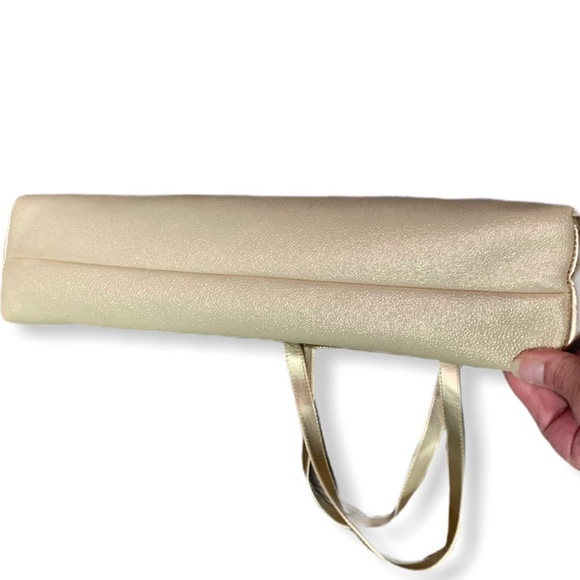 JESSICA SIMPSON GOLD TOTE BAG - Picture 4 of 8